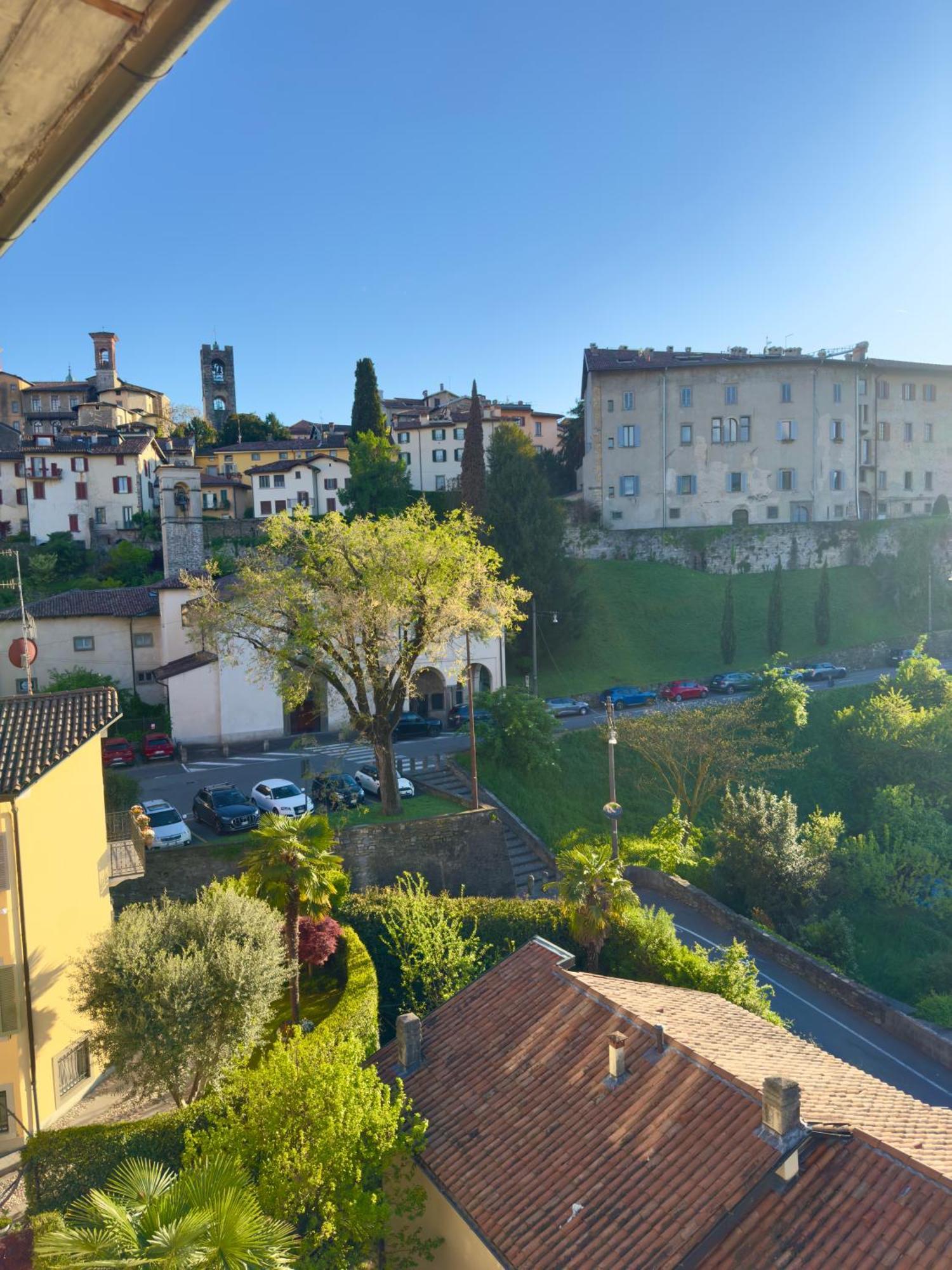 Cn - Casa Vista Natura - Old Town Bergamo Exterior photo